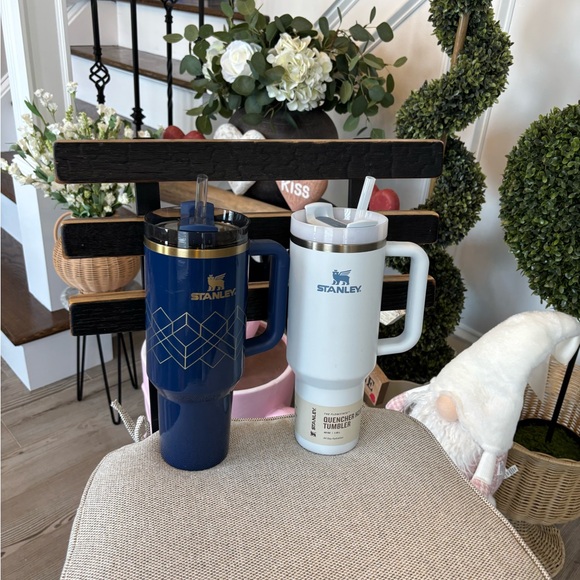 Stanley Navy and White Tumbler Duo - Set of 2 NWT - Picture 4 of 16